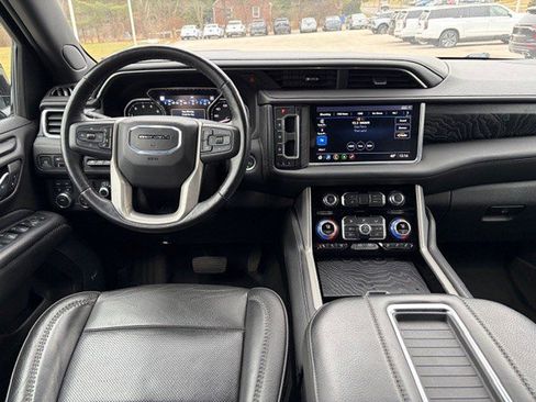 Used 2021 GMC Yukon Denali image 12