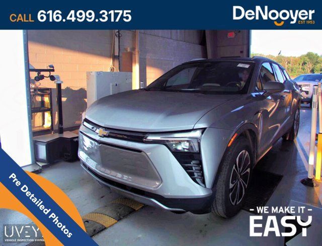 Used 2024 Chevrolet Blazer EV LT AWD/4WD image 1