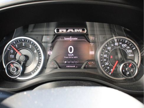 Used 2020 RAM 1500 Big Horn AWD/4WD image 9