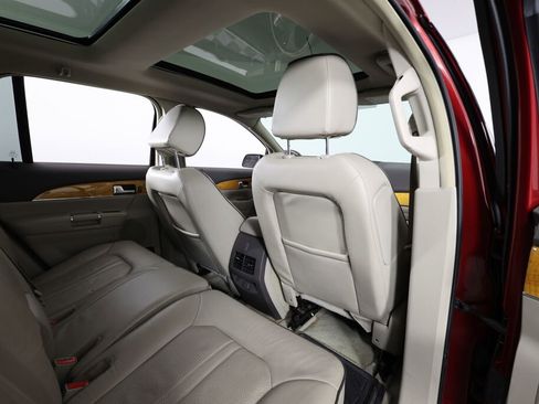 Used 2014 Lincoln MKX AWD w/ Equipment Group 102A image 20