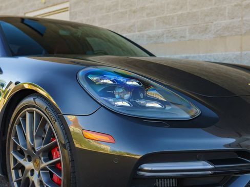 Used 2017 Porsche Panamera Turbo AWD/4WD image 16