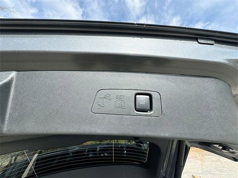 New 2026 Lincoln Corsair Premiere image 26