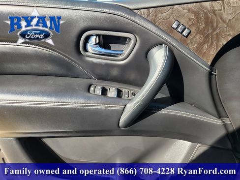 Used 2024 INFINITI QX80 Luxe AWD/4WD image 16