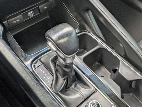 Used 2020 Kia Telluride S w/ S 8 Passenger Seating Package image 40