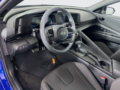 Certified 2026 Hyundai Elantra Sport FWD image 9