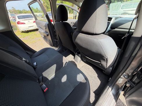 Used 2019 Nissan Versa Note SV FWD image 20