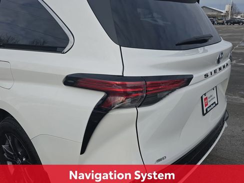 Certified 2024 Toyota Sienna XSE image 40