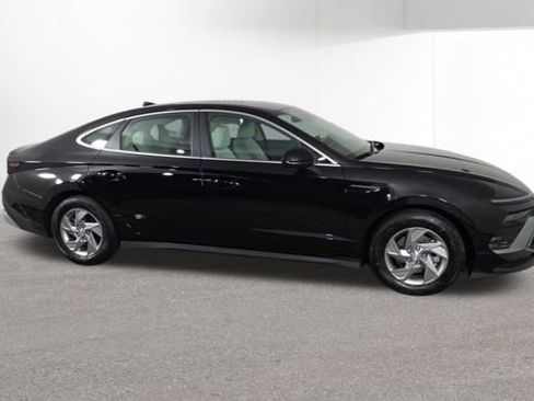 New 2026 Hyundai Sonata SE image 2