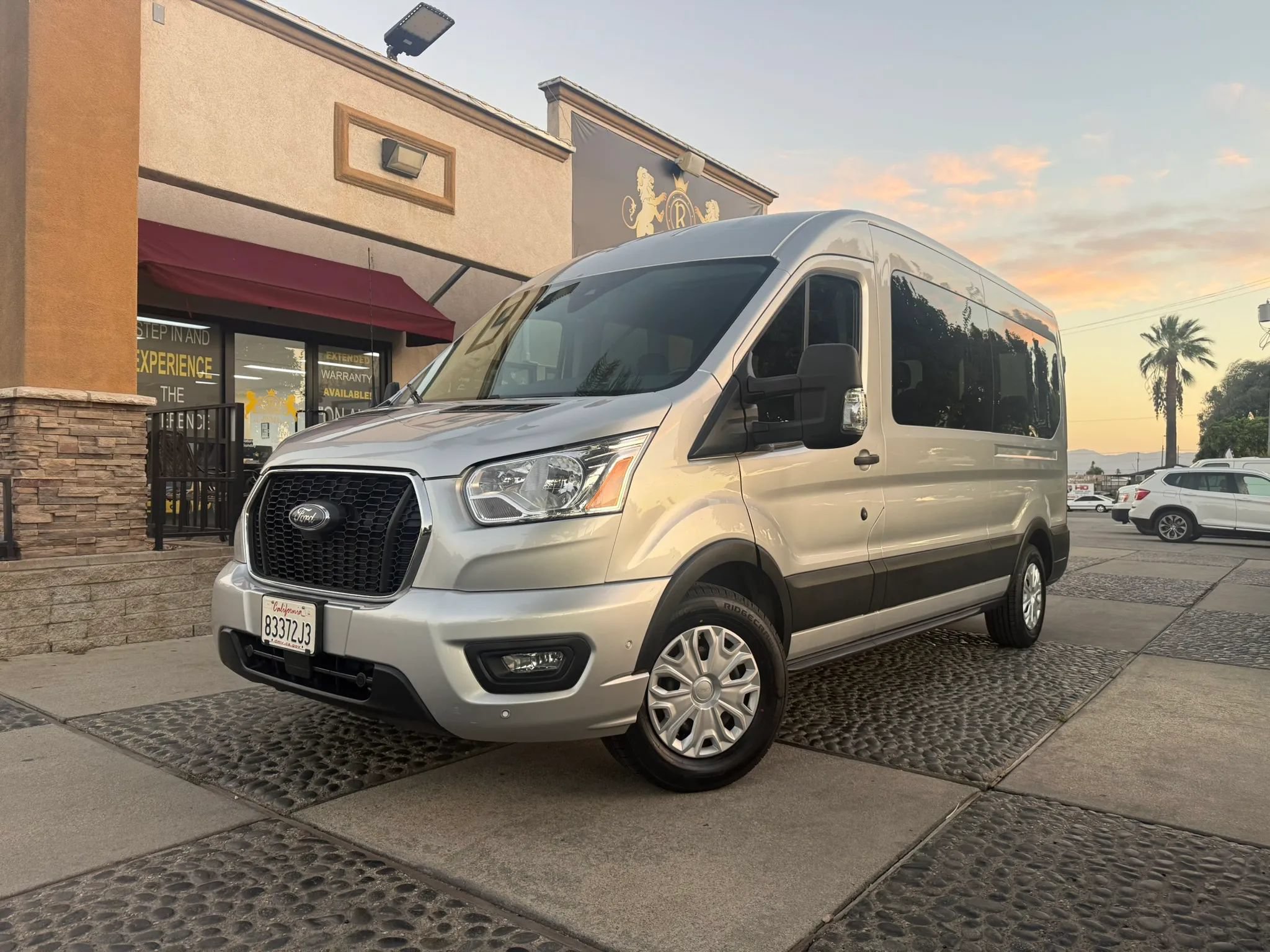 Used 2021 Ford Transit 350 XLT RWD image 1