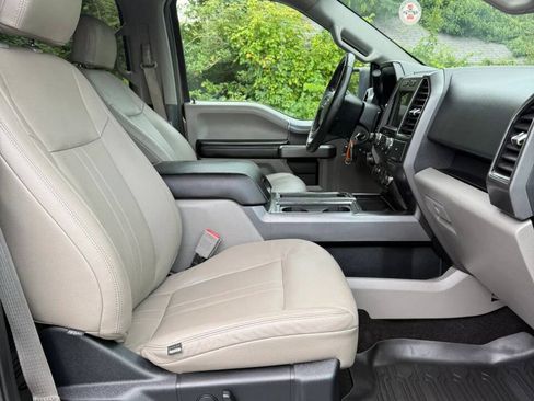 Used 2019 Ford F150 XLT w/ Equipment Group 302A Luxury AWD/4WD image 23