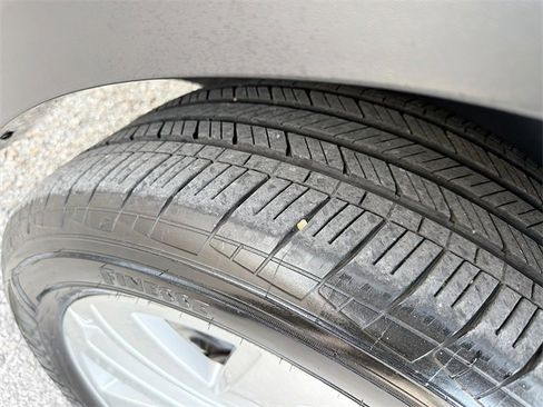 Used 2021 Volkswagen Atlas SEL image 43