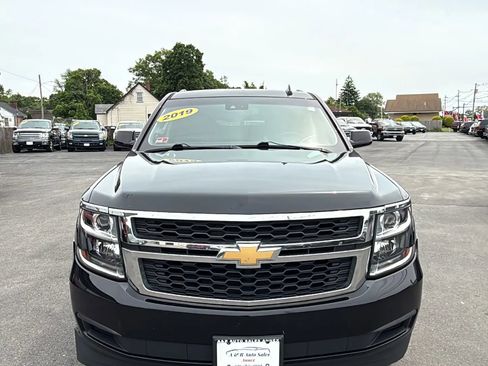 Used 2019 Chevrolet Tahoe LT AWD/4WD image 2