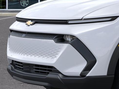 New 2026 Chevrolet Equinox EV LT image 13