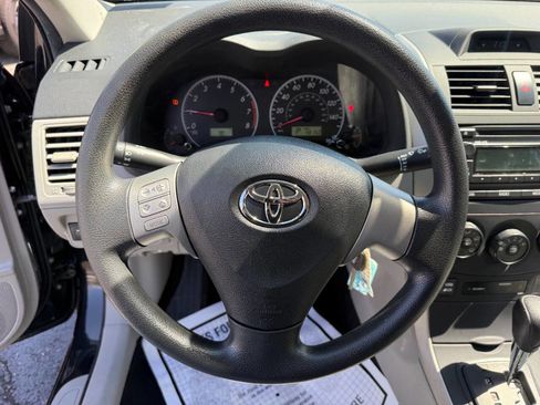 Used 2013 Toyota Corolla L image 17