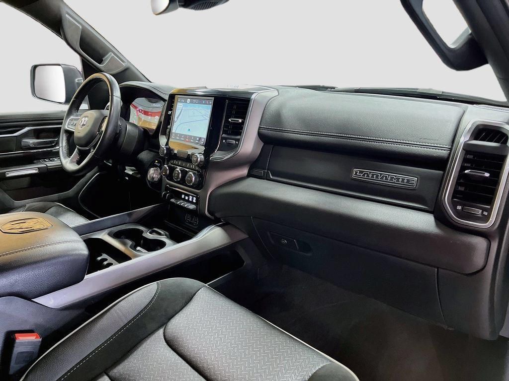 Used 2022 RAM 1500 Laramie w/ Sport Appearance Package AWD/4WD image 31