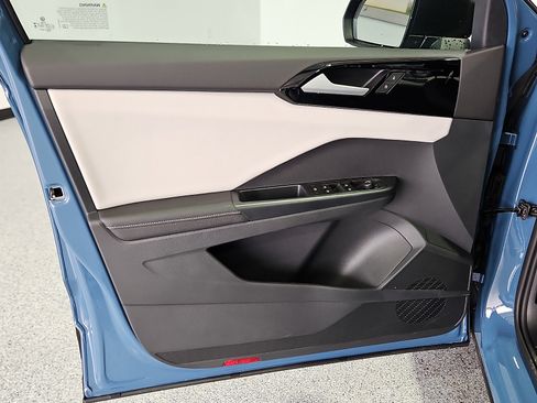 New 2026 Volkswagen Taos S FWD image 13
