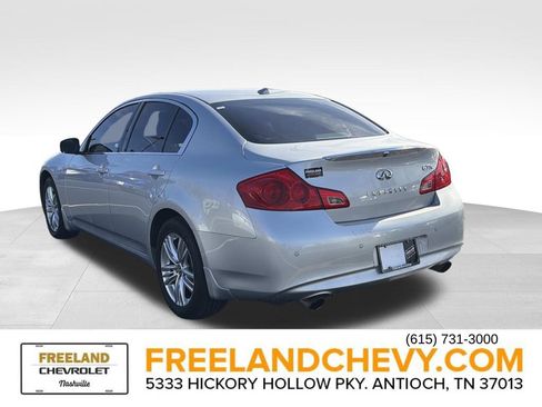 Used 2012 INFINITI G37 x w/ Premium Pkg image 5