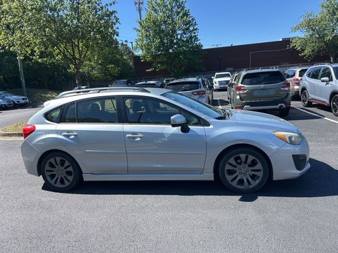 Used 2013 Subaru Impreza 2.0i Sport Premium AWD/4WD image 2