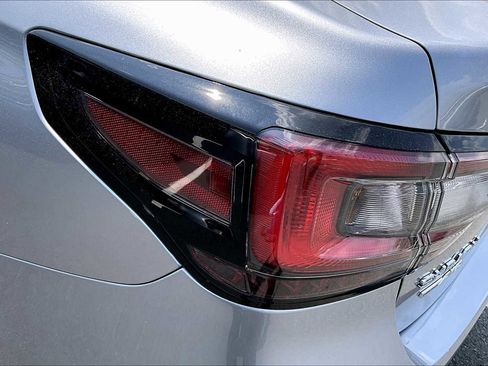 Used 2025 Subaru Legacy Limited image 14