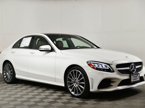 Used 2019 Mercedes-Benz C 300 4MATIC Sedan image 7