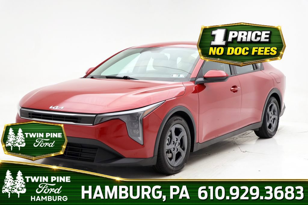 Used 2025 Kia K4 FWD image 1
