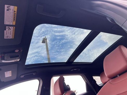 Used 2026 Kia Sportage SX Prestige image 24