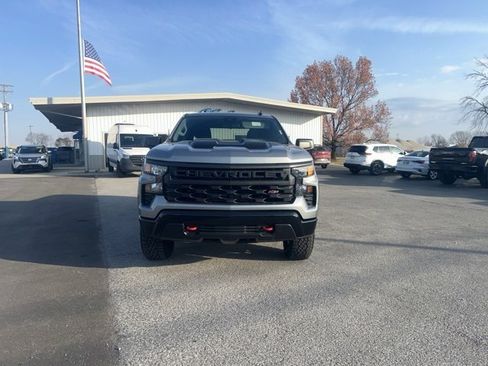 Used 2025 Chevrolet Silverado 1500 Custom Trail Boss image 3