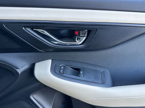 New 2025 Subaru Outback Premium image 19