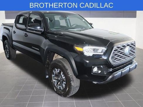 Used 2021 Toyota Tacoma TRD Off-Road AWD/4WD image 9
