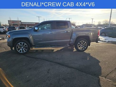 Used 2022 GMC Canyon Denali image 10