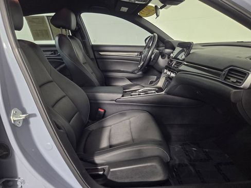 Used 2022 Honda Accord Sport image 30