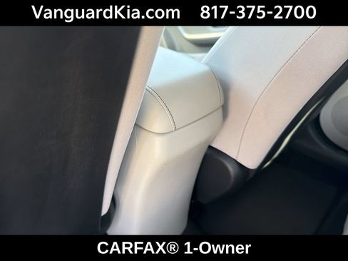 Certified 2025 Kia Soul LX w/ LX Technology Package FWD image 24