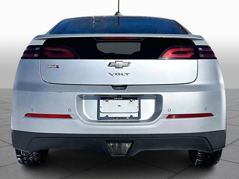 Used 2015 Chevrolet Volt Premium w/ Premium Trim Package image 4