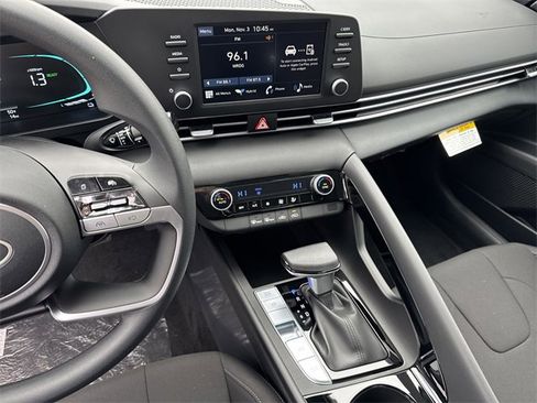 New 2026 Hyundai Elantra Blue image 27