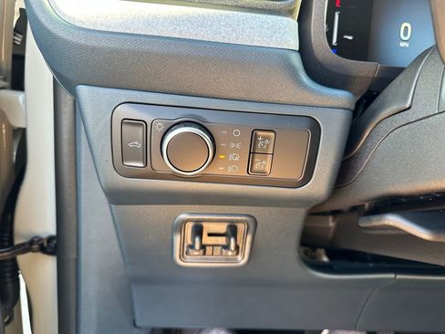 New 2025 Ford Maverick XLT w/ XLT Luxury Package image 15