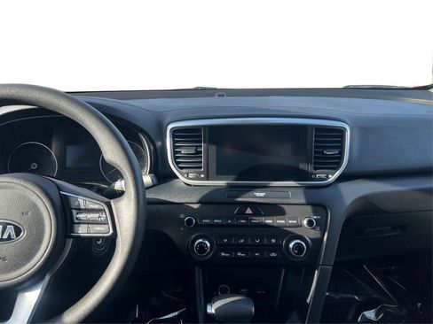 Used 2021 Kia Sportage LX image 15