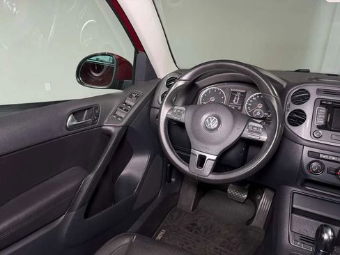 Used 2013 Volkswagen Tiguan SEL AWD/4WD image 20