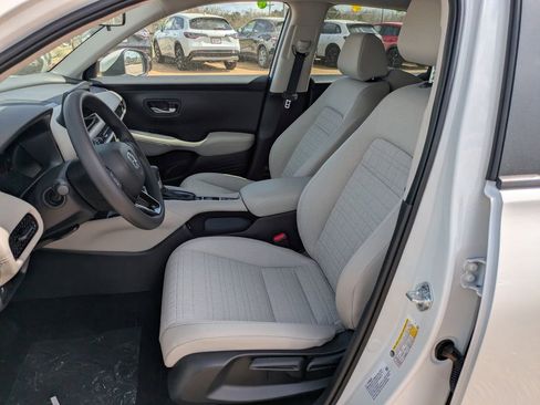 New 2026 Honda HR-V LX image 9