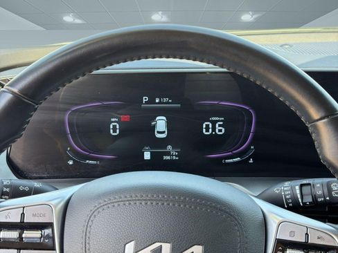 Used 2025 Kia Telluride S image 20