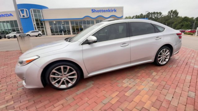 Used 2014 Toyota Avalon XLE Touring FWD image 6