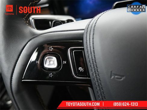 Used 2025 Lincoln Aviator Reserve w/ Equipment Group 201A image 20