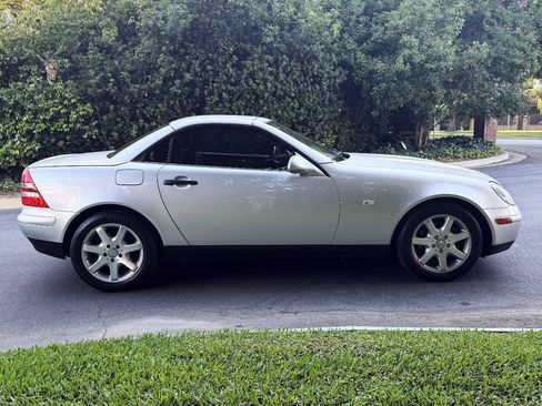 Used 2000 Mercedes-Benz SLK 230 image 9
