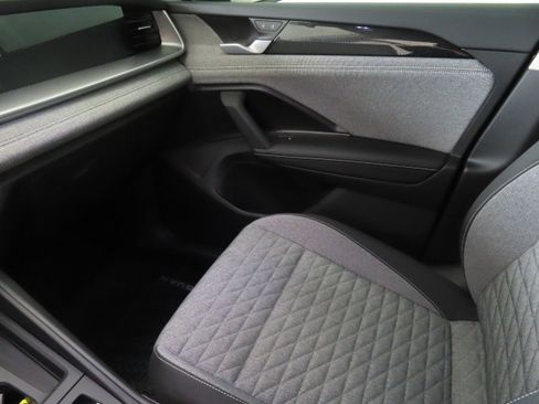 New 2025 Volkswagen Tiguan S image 21