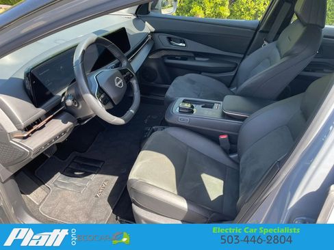 Used 2023 Nissan Ariya AWD image 22