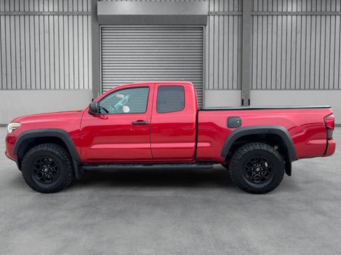Used 2019 Toyota Tacoma SR w/ SX Package AWD/4WD image 29