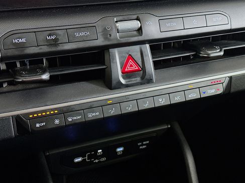 Used 2025 Kia K4 LXS image 23