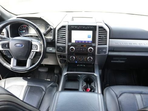 Used 2021 Ford F250 Platinum AWD/4WD image 2