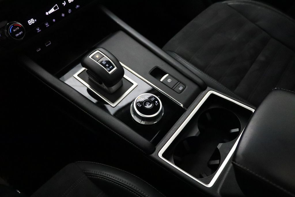 Used 2022 Mitsubishi Outlander SE FWD image 30