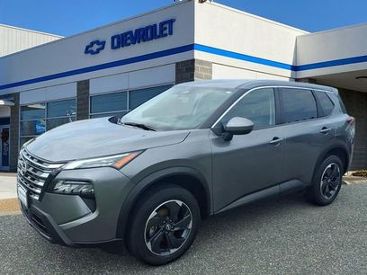 Used 2024 Nissan Rogue SV