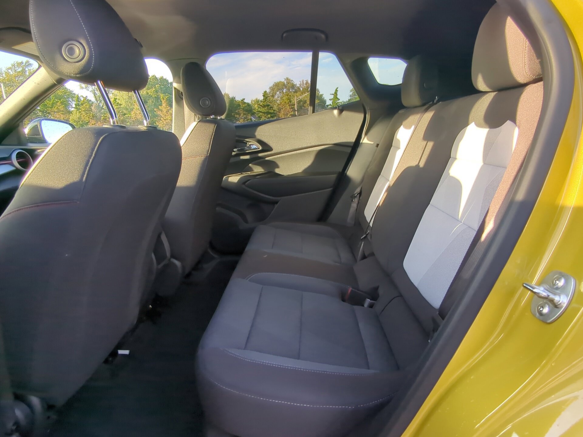 Used 2024 Chevrolet Trax RS w/ Driver Confidence Package FWD image 11